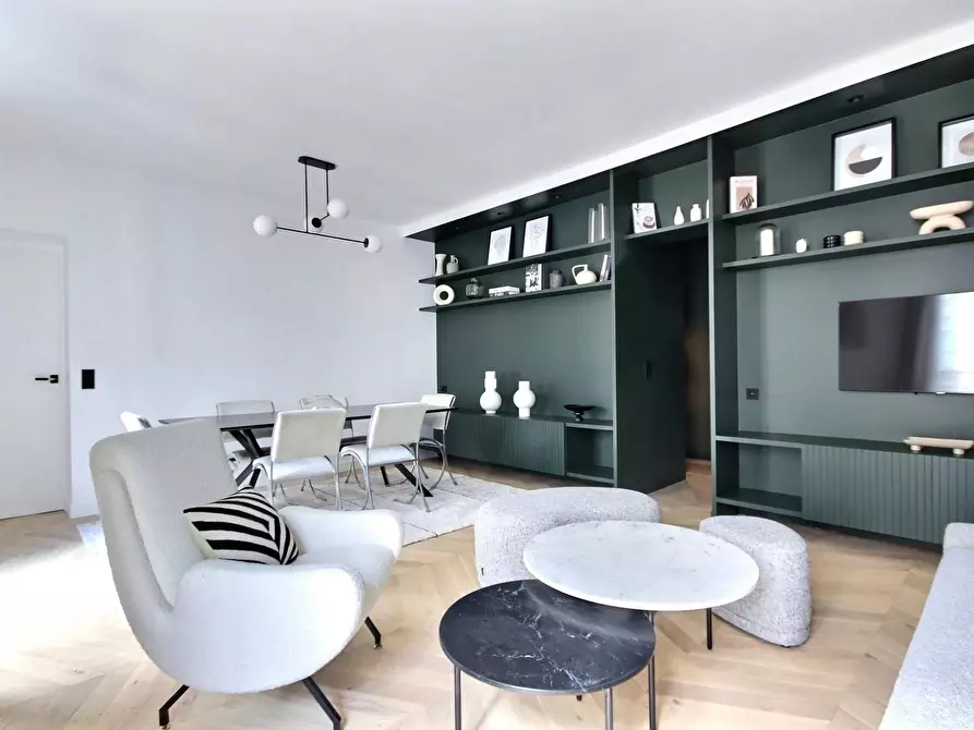 Immagine 4 di Appartamento in affitto  in Rue de Monttessuy a Paris 07