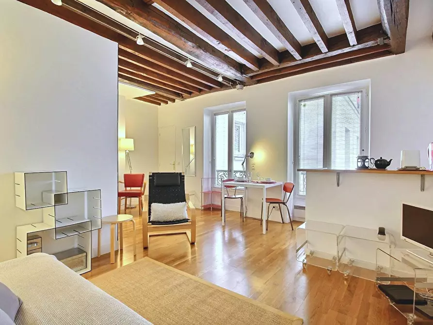 Immagine 5 di Appartamento in affitto  in Rue Sedaine a Paris