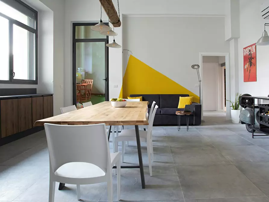 Immagine 5 di Camera in affitto  in Via Aosta a Torino