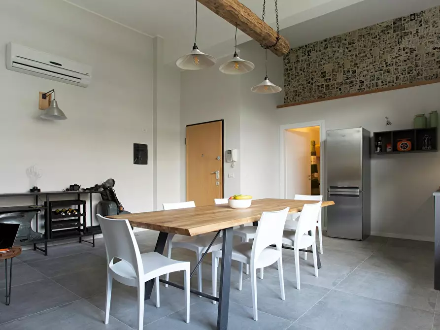 Immagine 6 di Camera in affitto  in Via Aosta a Torino