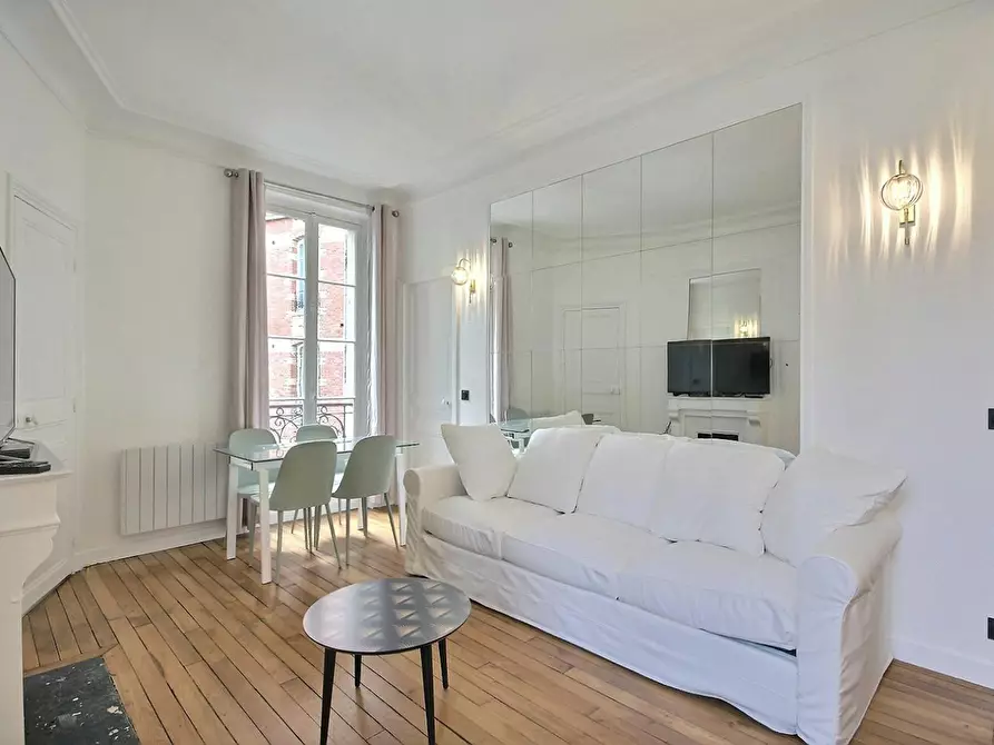 Immagine 5 di Appartamento in affitto  in Rue Leconte de Lisle a Paris 16