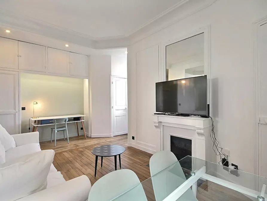 Immagine 7 di Appartamento in affitto  in Rue Leconte de Lisle a Paris 16