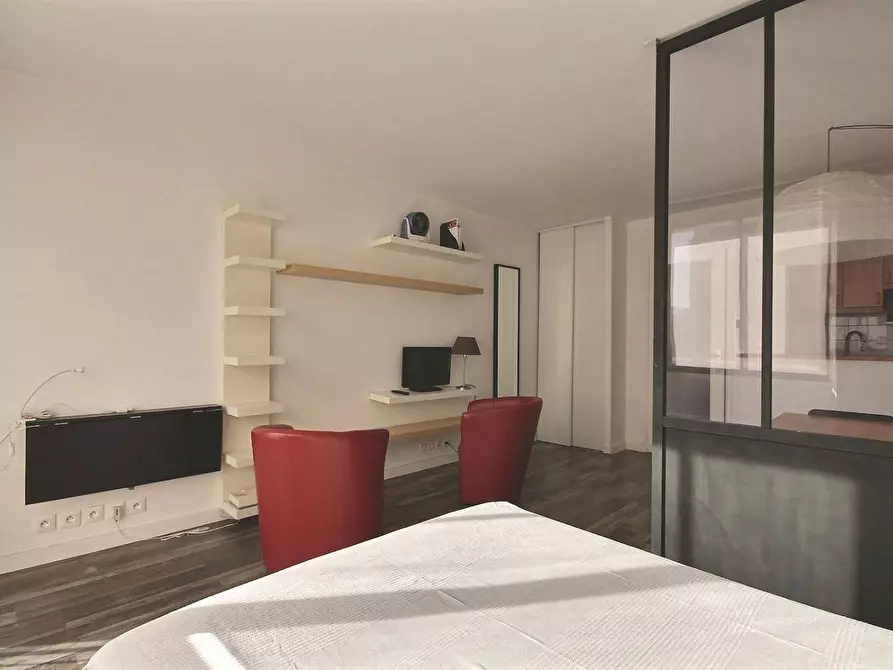 Immagine 8 di Appartamento in affitto  in Rue Robert Turquan a Paris 16
