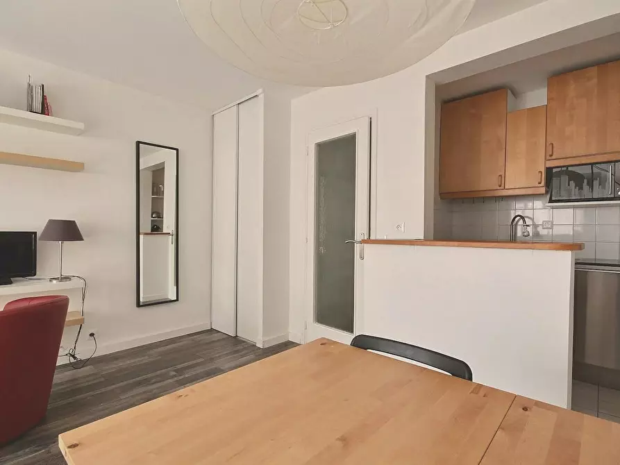 Immagine 4 di Appartamento in affitto  in Rue Robert Turquan a Paris 16