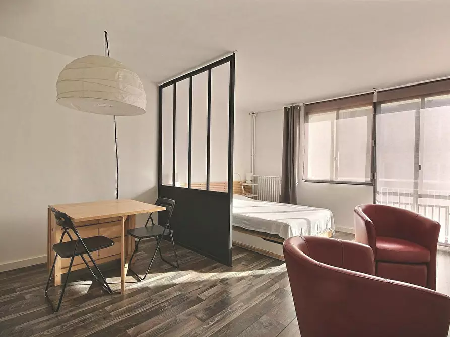 Immagine 1 di Appartamento in affitto  in Rue Robert Turquan a Paris 16