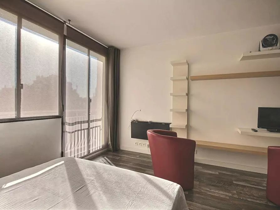 Immagine 7 di Appartamento in affitto  in Rue Robert Turquan a Paris 16