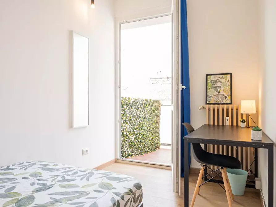 Immagine 1 di Camera in affitto  in Via Donatello a Milano