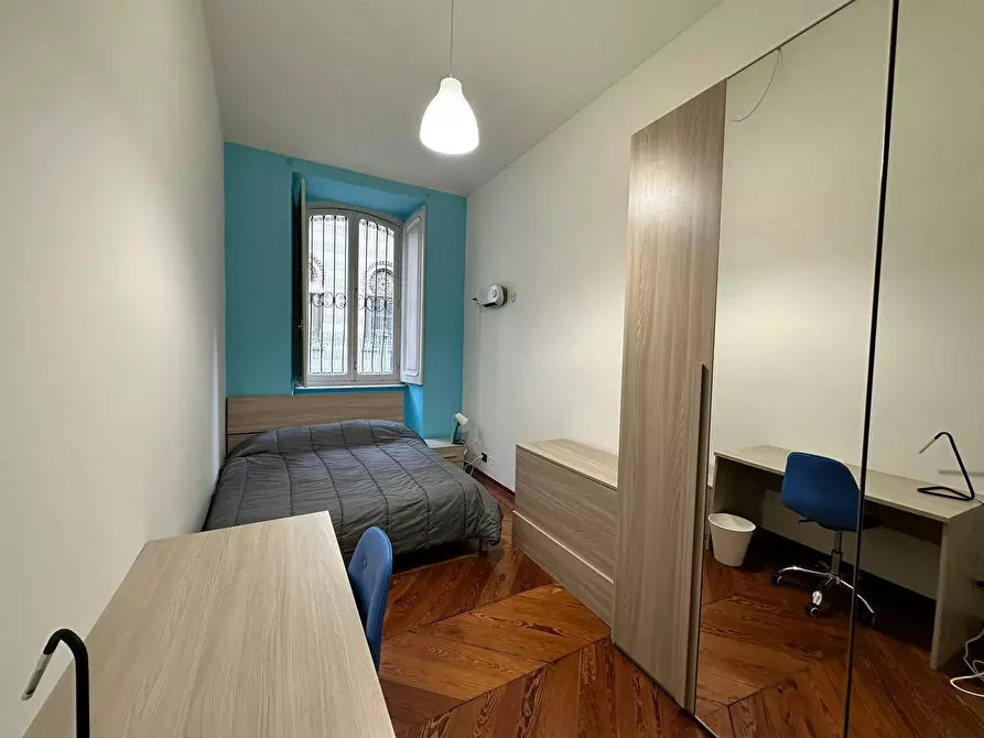 Immagine 2 di Camera in affitto  in Via Sant'Anselmo a Torino
