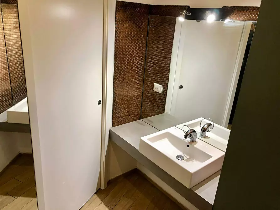 Immagine 7 di Camera condivisa in affitto  in Corso Bernardino Telesio a Torino