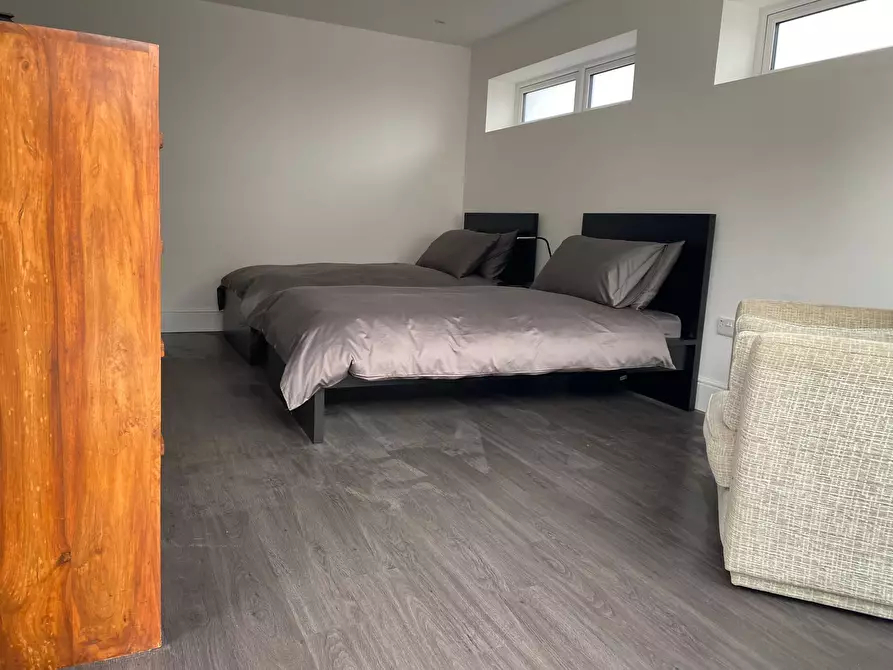 Immagine 3 di Appartamento in affitto  in Southdale Drive a Carlton