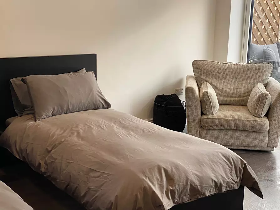 Immagine 8 di Appartamento in affitto  in Southdale Drive a Carlton