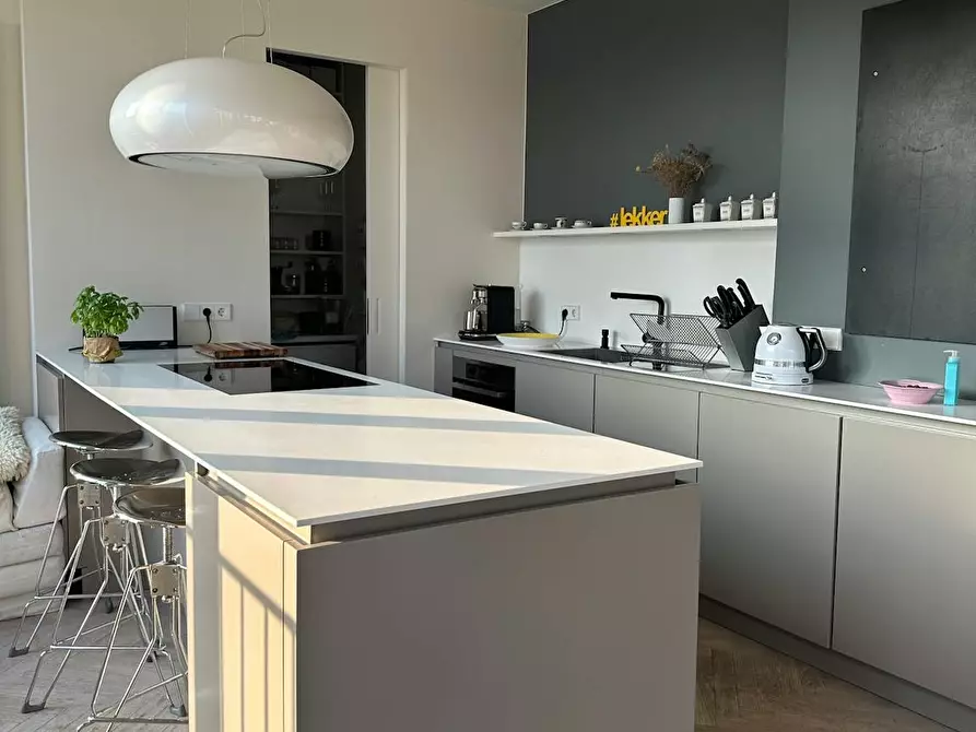 Immagine 6 di Appartamento in affitto  in Linienstraße a Berlin