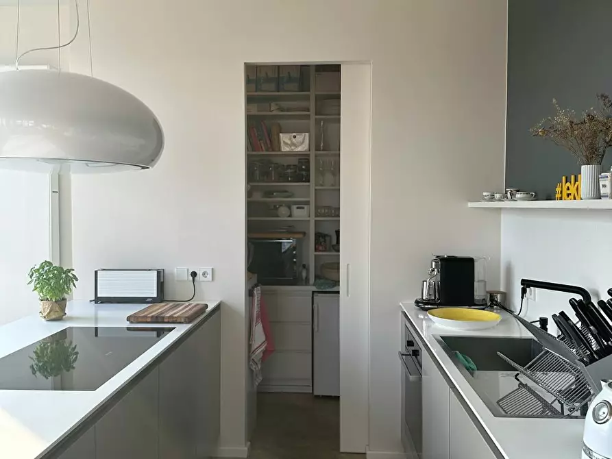 Immagine 7 di Appartamento in affitto  in Linienstraße a Berlin