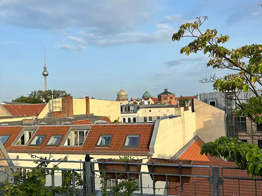 Immagine 10 di Appartamento in affitto  in Linienstraße a Berlin