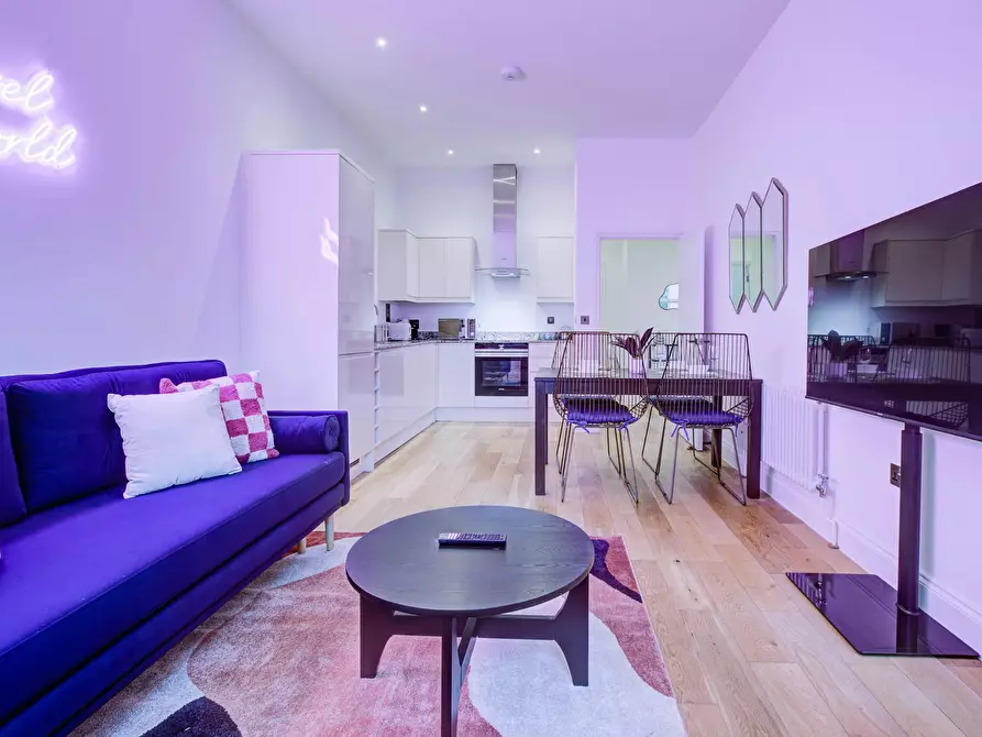 Immagine 2 di Appartamento in affitto  in Creffield Road a Ealing