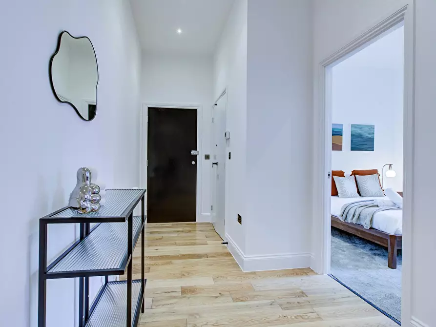 Immagine 6 di Appartamento in affitto  in Creffield Road a Ealing