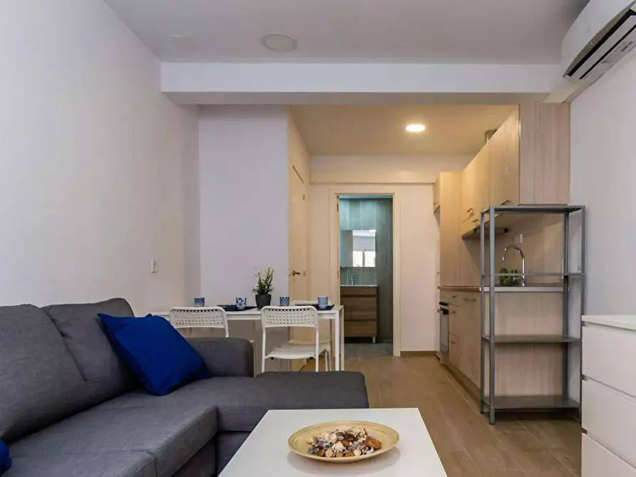 Immagine 5 di Appartamento in affitto  in Carrer del Moianès a Barcelona