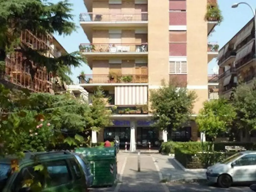 Immagine 8 di Camera in affitto  in Piazza Aruleno Celio Sabino a Roma