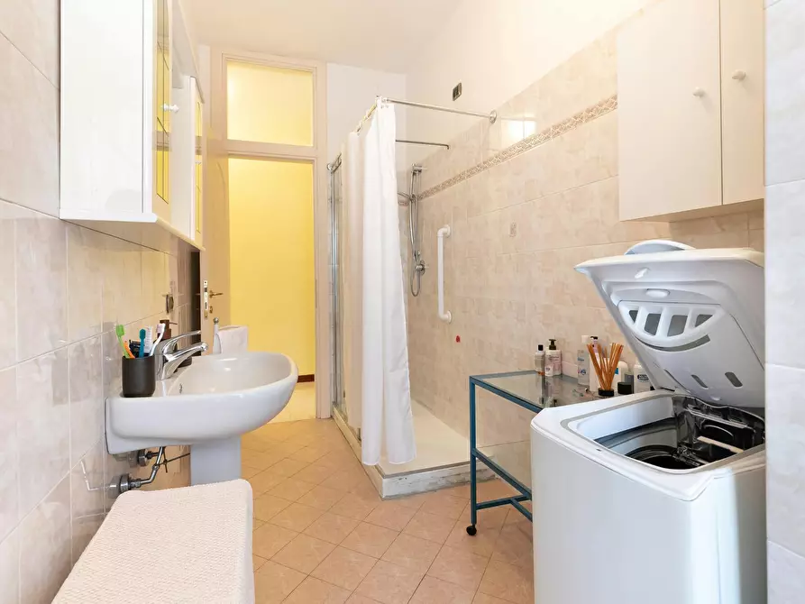 Immagine 8 di Camera in affitto  in Via Michele Novaro a Milano