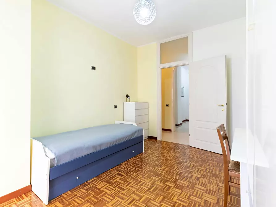 Immagine 1 di Camera in affitto  in Via Michele Novaro a Milano