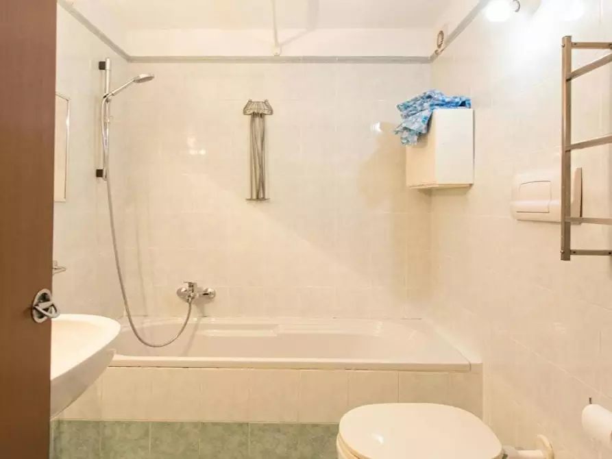 Immagine 10 di Appartamento in affitto  in Via Comune Antico a Milano