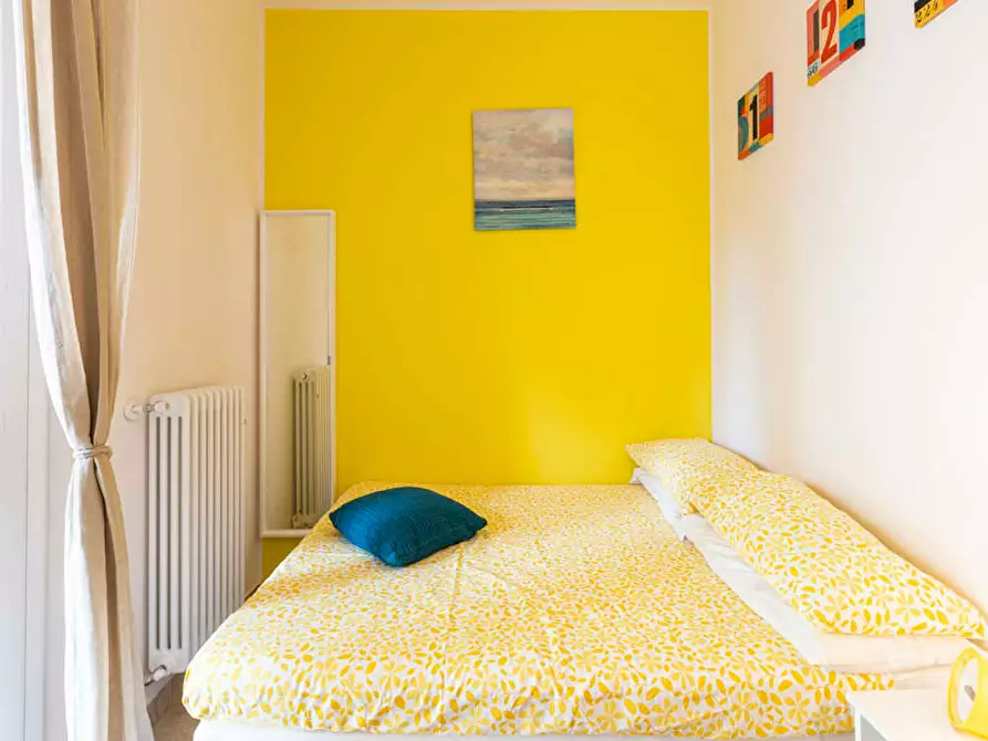 Immagine 1 di Camera in affitto  in Via Giuseppe Regaldi a Milano