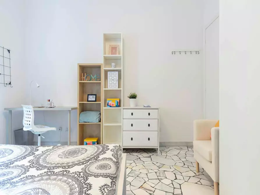 Immagine 6 di Camera in affitto  in Corso Vercelli a Milano