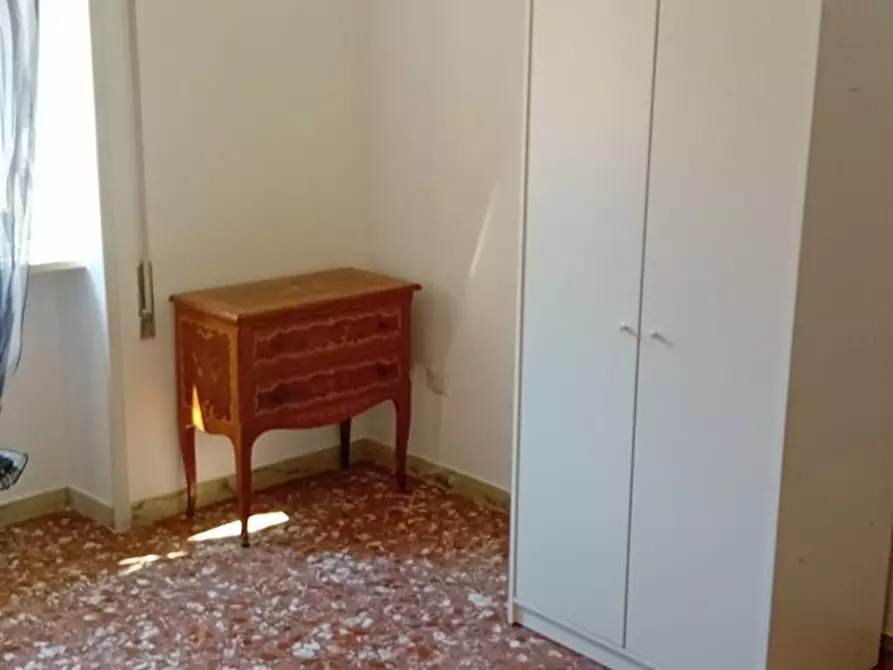 Immagine 2 di Camera in affitto  in Via Gallia a Roma