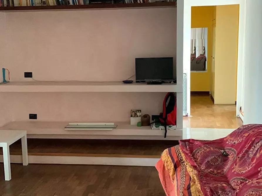 Immagine 10 di Camera in affitto  in Via Elio Lampridio Cerva a Roma