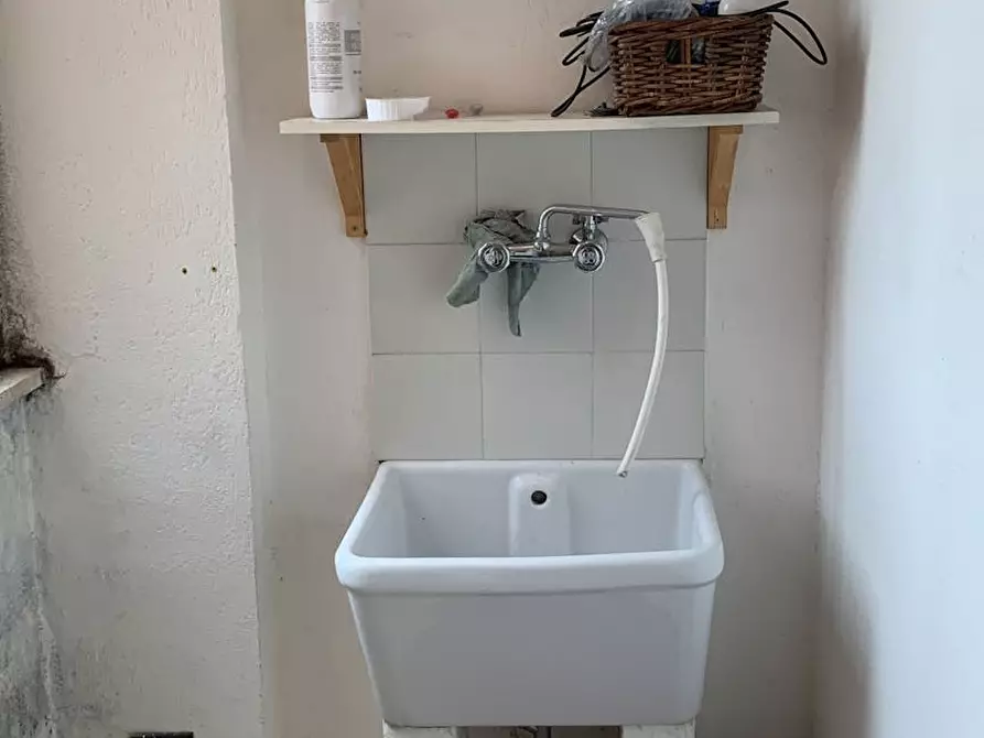 Immagine 5 di Camera in affitto  in Via Elio Lampridio Cerva a Roma