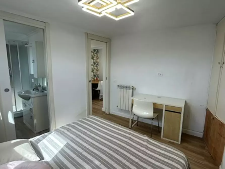 Immagine 8 di Appartamento in affitto  in Via Gian Bistolfi a Roma