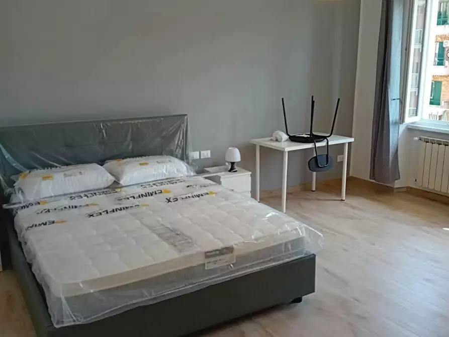 Immagine 1 di Camera in affitto  in Via delle Cave a Roma