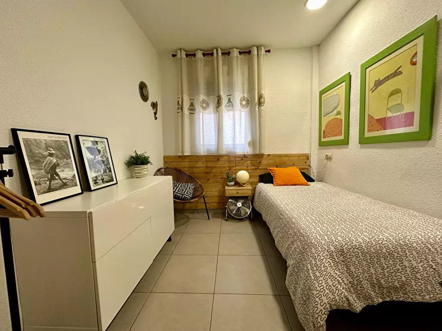 Immagine 4 di Camera in affitto  in Carrer del Marí Albesa a Valencia