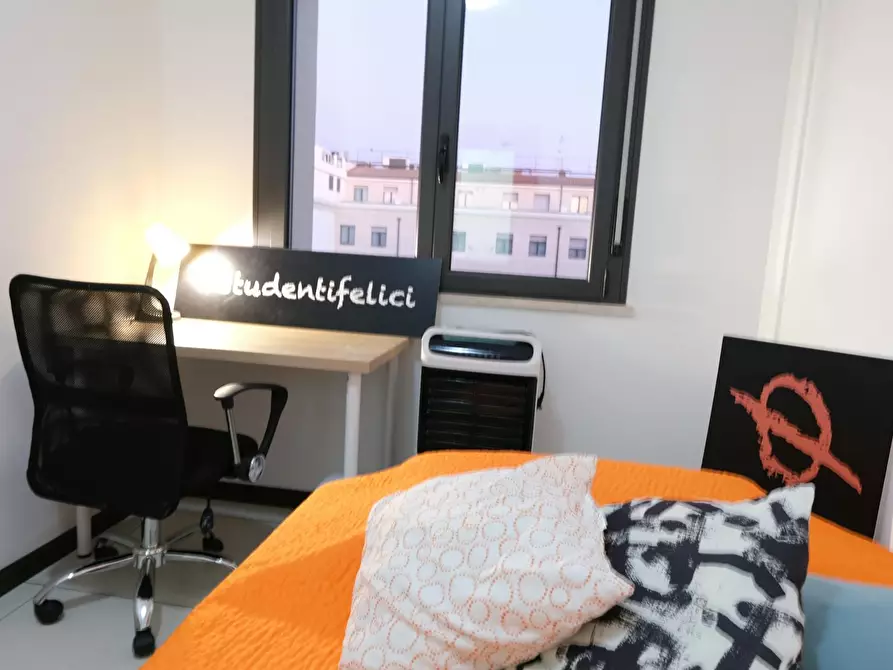 Immagine 2 di Camera in affitto  in Via Michele Coppino a Sassari