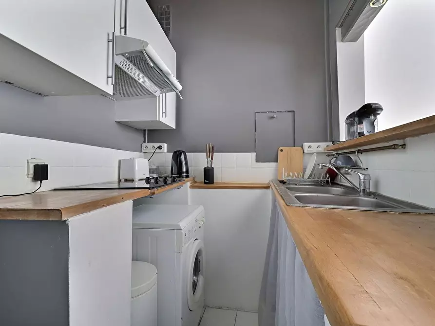 Immagine 7 di Appartamento in affitto  in Avenue Montaigne a Paris 08
