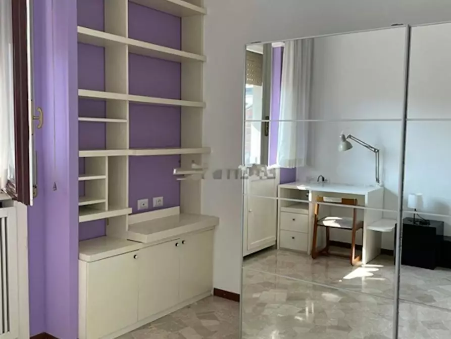 Immagine 1 di Camera in affitto  in Via Varesina a Milano