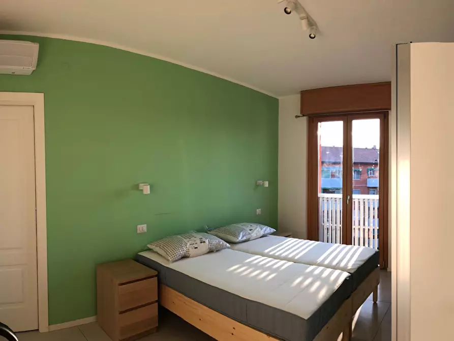 Immagine 5 di Casa indipendente in affitto  in Via Luigi Sordello a Milano