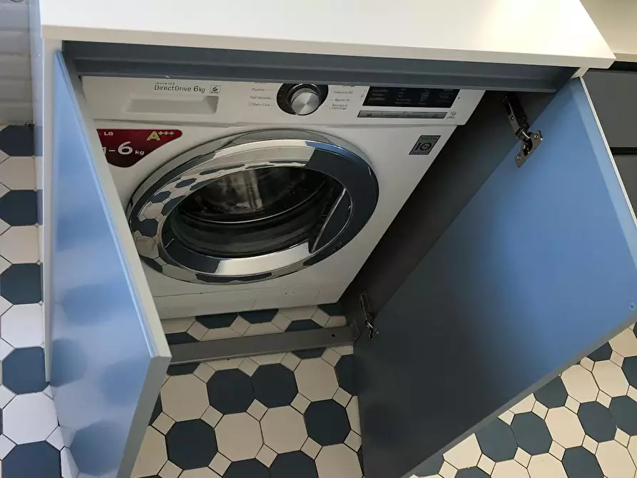 Immagine 9 di Casa indipendente in affitto  in Via Luigi Sordello a Milano