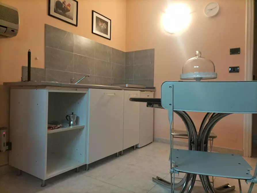 Immagine 9 di Camera in affitto  in Strada Stupinigi a Orbassano