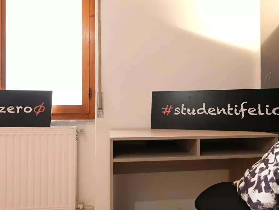 Immagine 9 di Camera in affitto  in Via Andrea Cordedda a Sassari