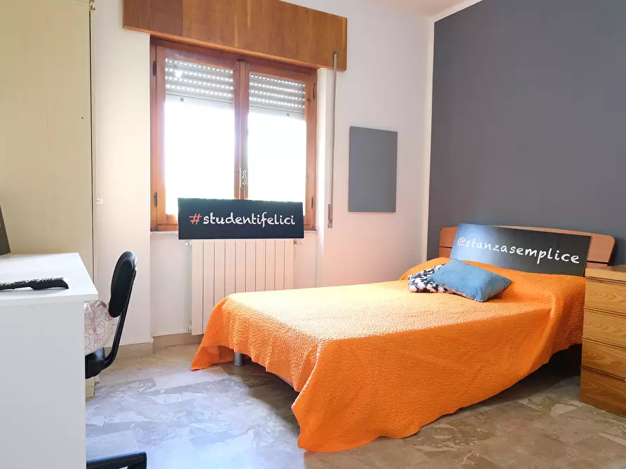 Immagine 6 di Camera in affitto  in Via Andrea Cordedda a Sassari