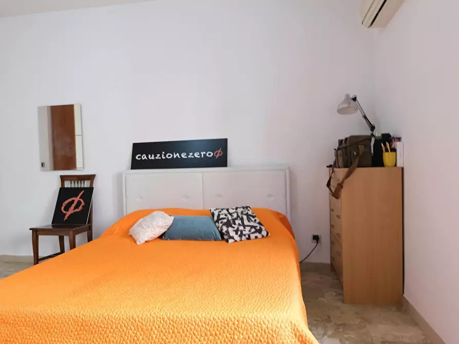 Immagine 4 di Camera in affitto  in Via Andrea Cordedda a Sassari