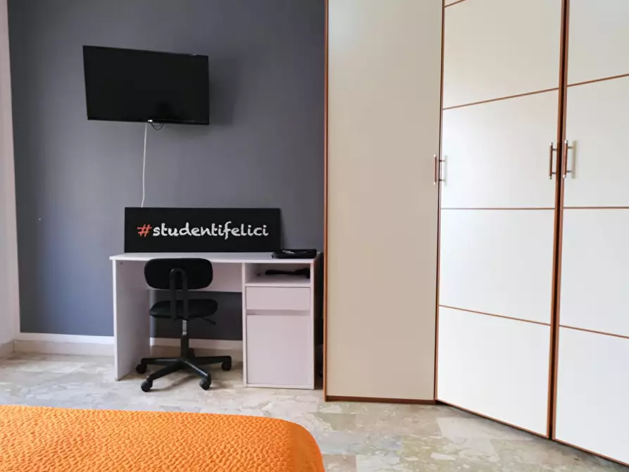 Immagine 3 di Camera in affitto  in Via Andrea Cordedda a Sassari