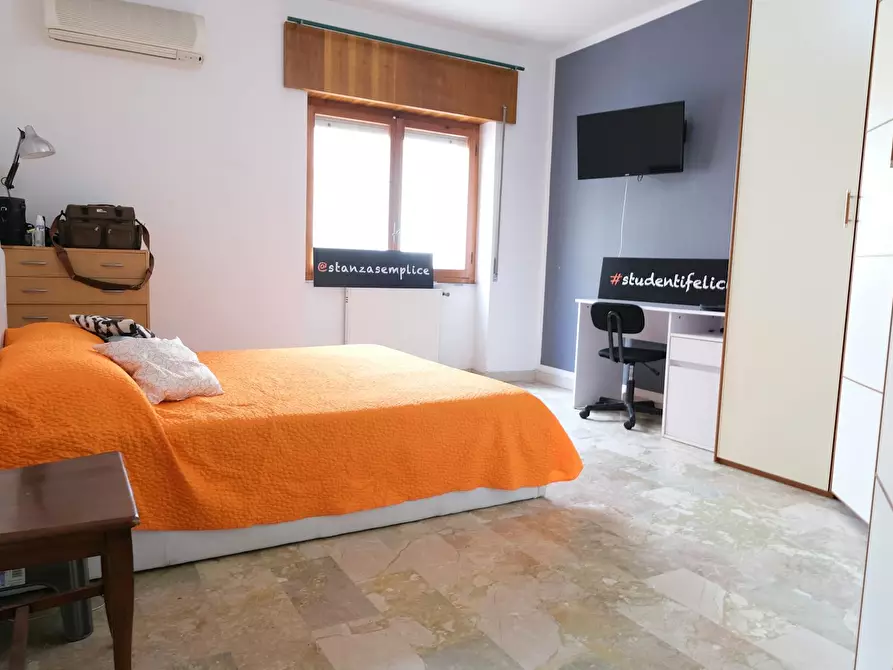 Immagine 8 di Camera in affitto  in Via Andrea Cordedda a Sassari