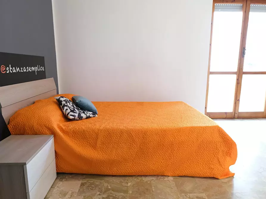 Immagine 3 di Camera in affitto  in Via Andrea Cordedda a Sassari