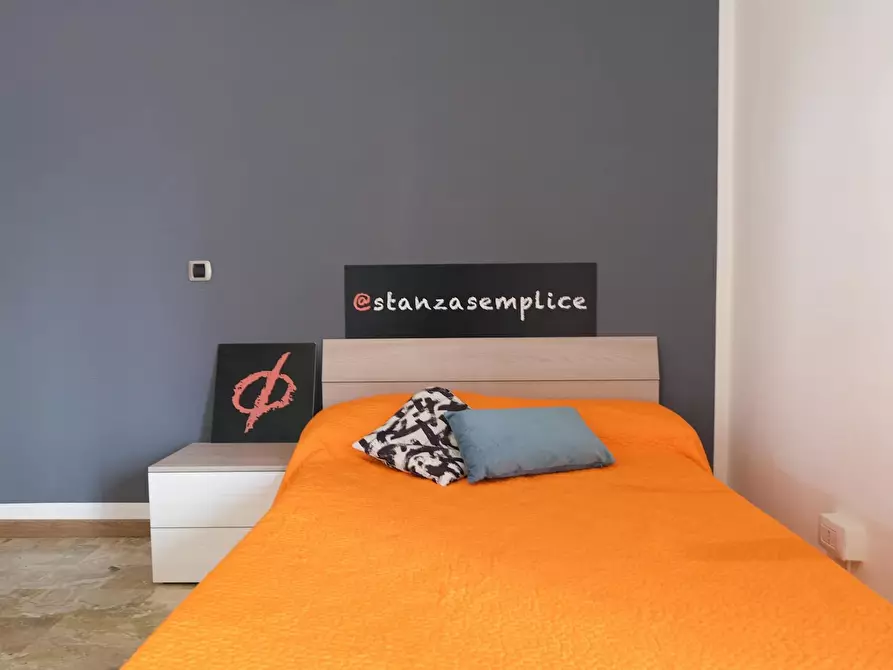 Immagine 5 di Camera in affitto  in Via Andrea Cordedda a Sassari