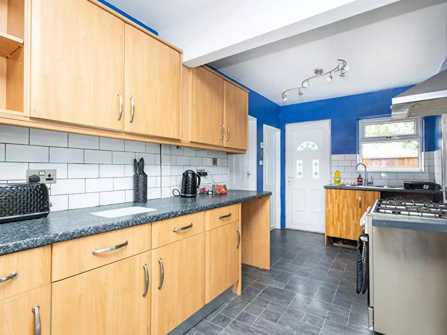 Immagine 10 di Casa indipendente in affitto  in Easterly Crescent a 