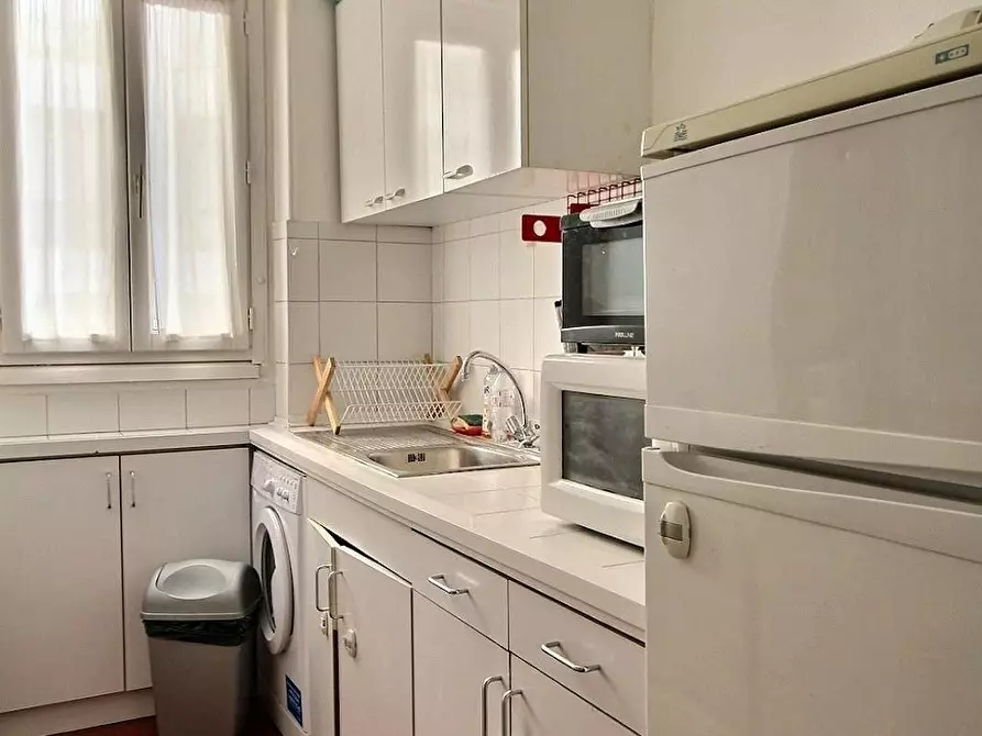 Immagine 8 di Appartamento in affitto  in Rue des Feuillantines a Paris 05