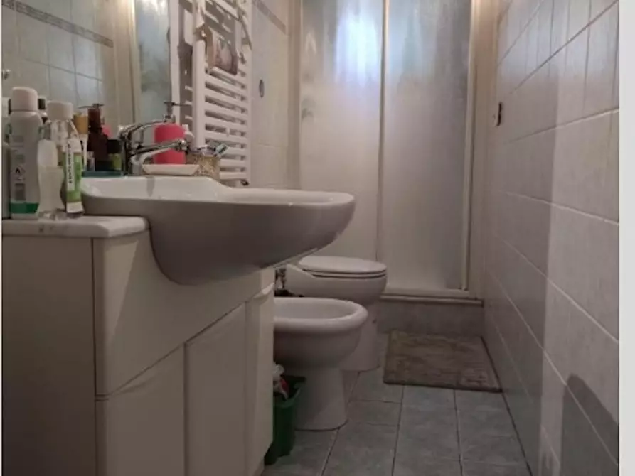 Immagine 4 di Camera in affitto  in Via dei Della Robbia a Firenze