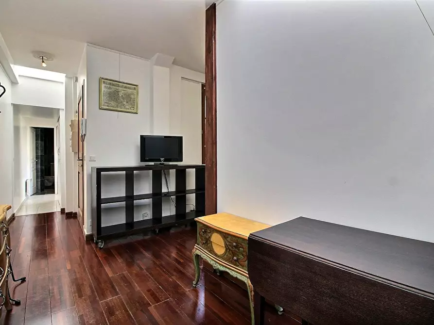 Immagine 5 di Appartamento in affitto  in Rue Quincampoix a Paris